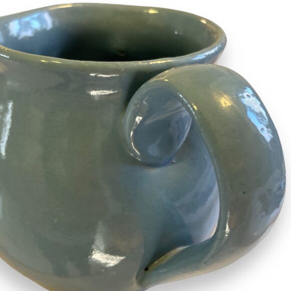 Unique Vintage Hand Thrown Sky Blue Tan Goofy Cow Oversize Coffee Mug Farmhouse - Picture 15 of 16